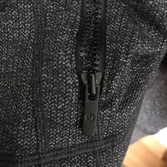 Lululemon Athletica Define Zippered Jacket Size 12 - Picture 5 of 9